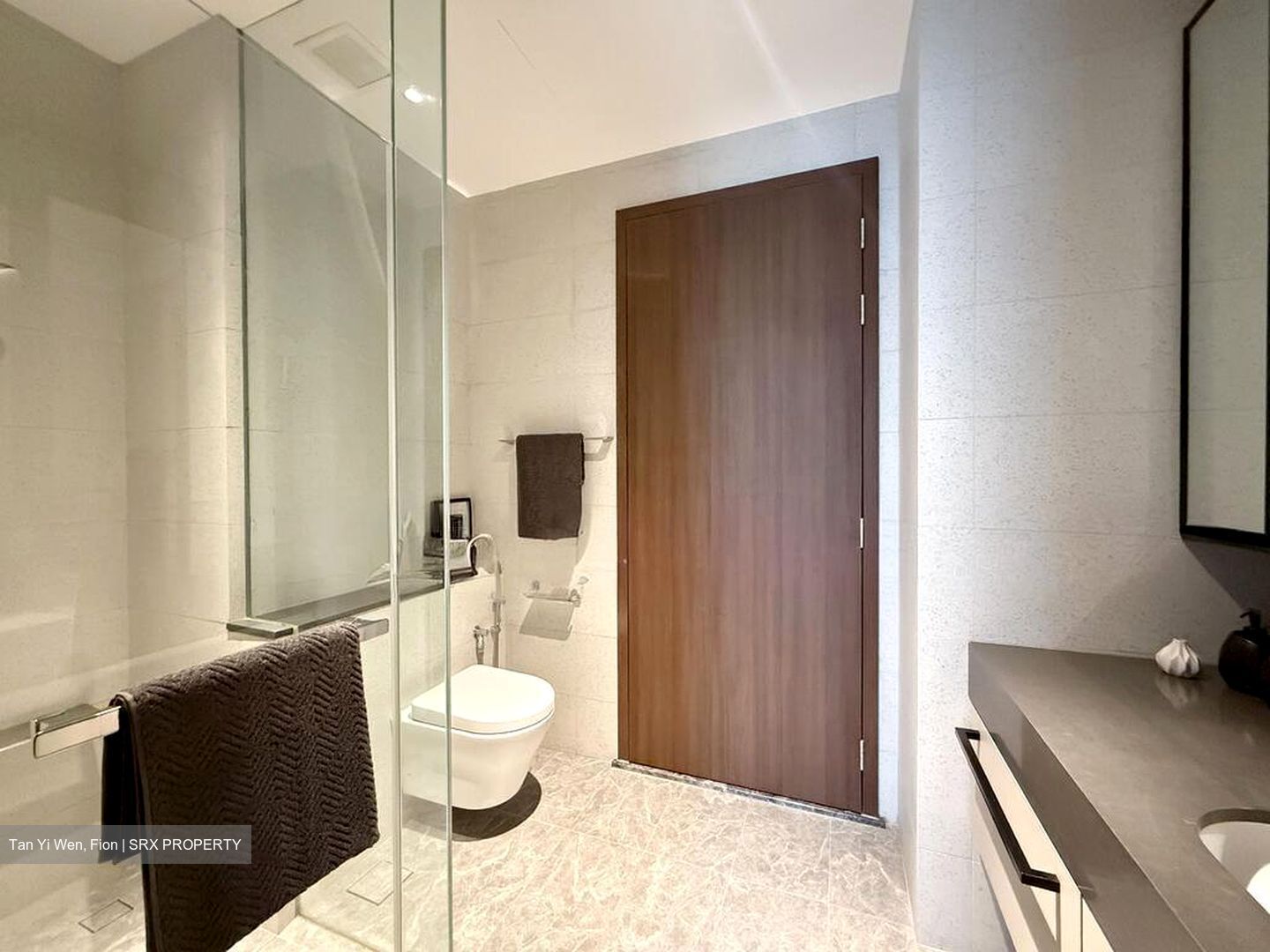 Parksuites (D10), Apartment #566230831
